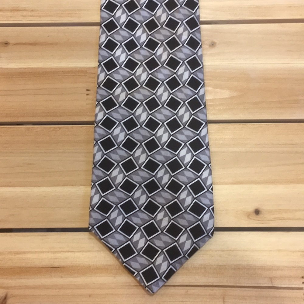 2/$15 - Lanne Rossi Italy Silk Tie